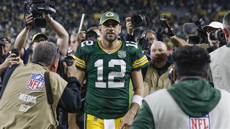 what is the status of aaron rodgers